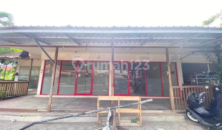 Commercial Space Exresto For Rent In Sunsetroad Seminyak