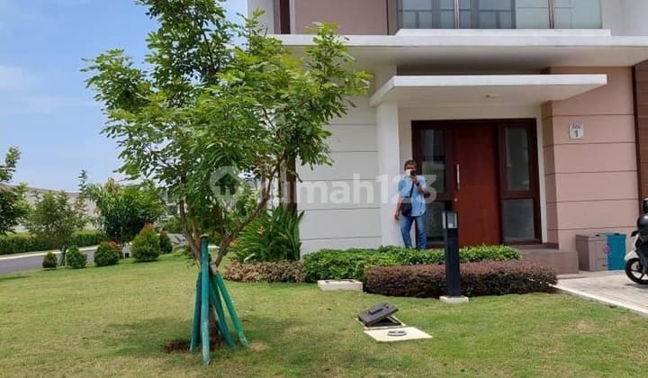 Dijual Murah Rumah Hook 2 Lantai - Burgundy Residence, The Orchid, Summarecon Bekasi