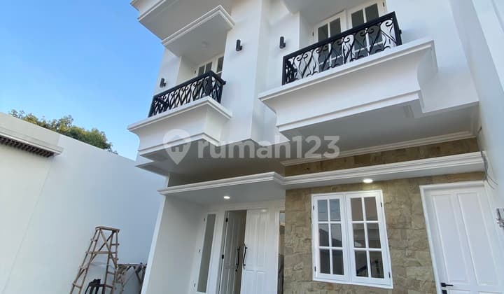 Rumah Baru Luxury Di Duren Sawit Jakarta Timur