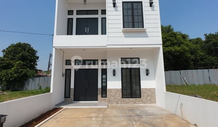 Affordable New Houses in a Cluster at Galaxy Bekasi, Customizable Homes.