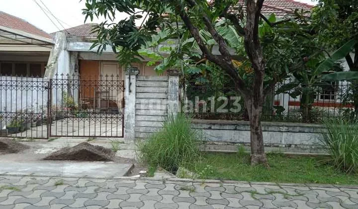 For Sale Land Area Calculation House in Manyar Indah Strategic Location For Sale Land Area Calculation House in Manyar Indah Strategic Location