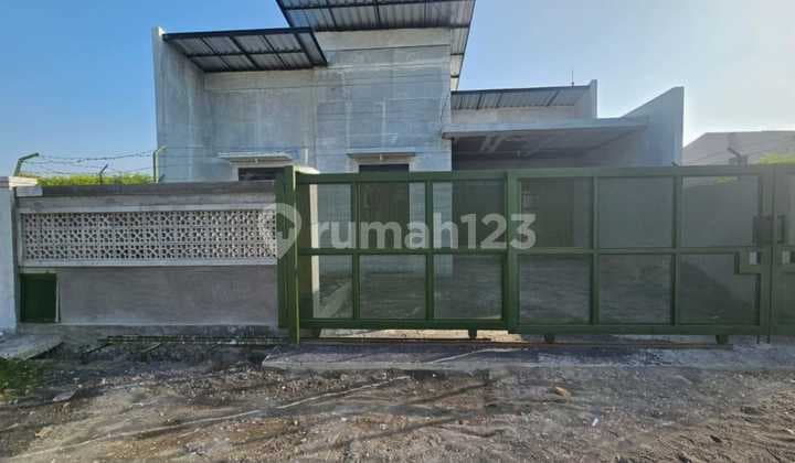 Dijual Rumah Gunung Anyar Tambak Siap Huni
