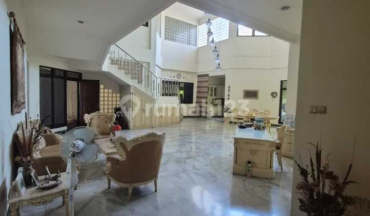 Dijual Rumah Dharmahusada Full Furnish Mewah Siap Huni