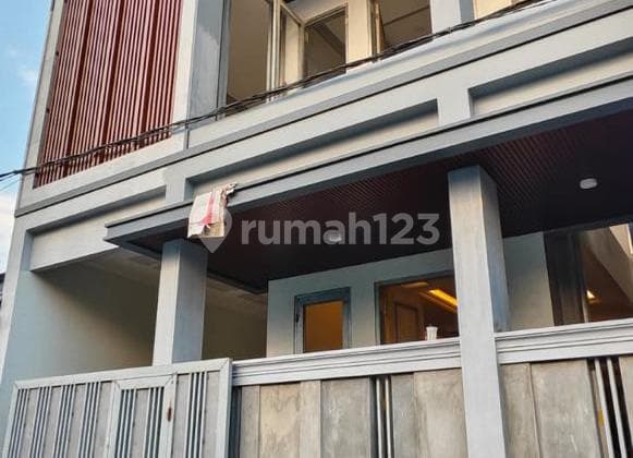Dijual Rumah Baru Gress Modern Minimalis Manukan Indah