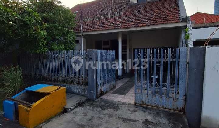 Dijual Rumah Jalan Tenggilis Siap Huni Bebas Banjir