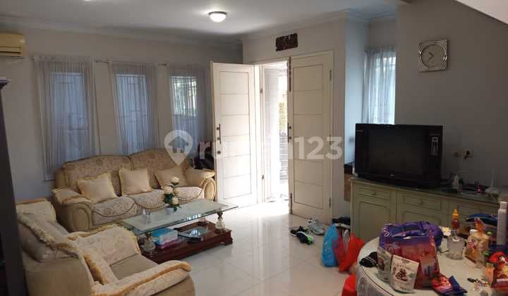 Rumah Bagus 2Lt Siap Huni Rapi di Taman Pattaya Lippo Karawaci