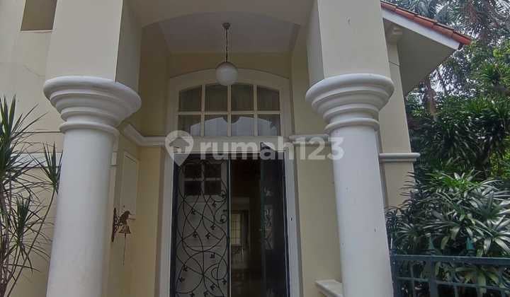 Rumah Mewah 2Lt Furnished Ada Private Pool Taman Mediterania Lippo Karawaci