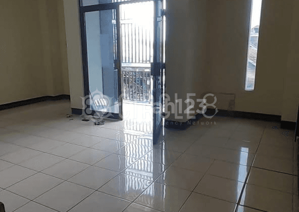 Disewakan Mantep Ruang Usaha Ruko di Kurdi Regency Karasak, Astanaanyar Bandung