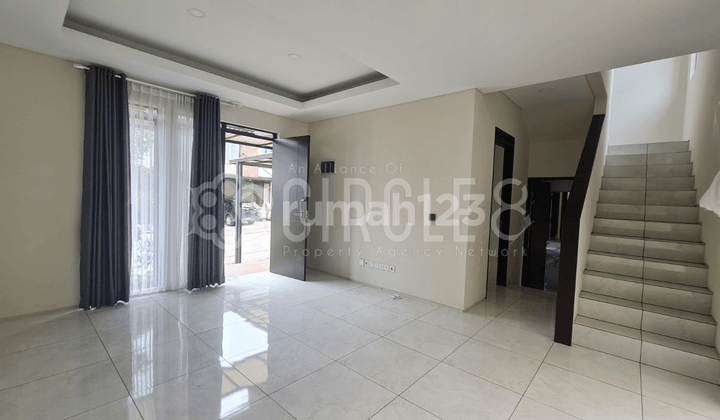 New House.. Area Terbaik di Kota Baru Parahyangan Bandung