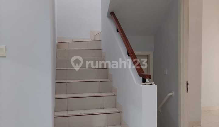 Siap Huni & Lokasi Strategis! Rumah 2 Lantai di Discovery Bintaro - Hadap Selatan, Bebas Banjir & Legalitas SHM (Sp 0193)