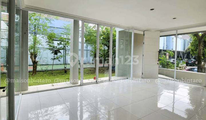 Siap Huni & Jarang Ada! Rumah Luas 2 Lantai di Discovery Bintaro - LT Besar, Cocok untuk Keluarga, Harga Miring! (Sp 0100)