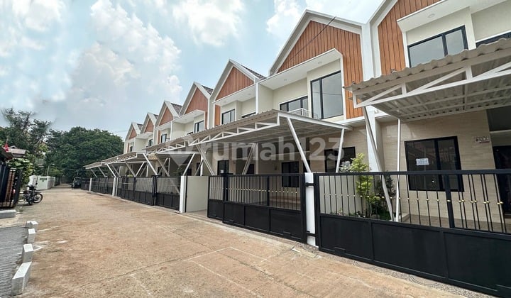 Exclusive House in Jatiasih
