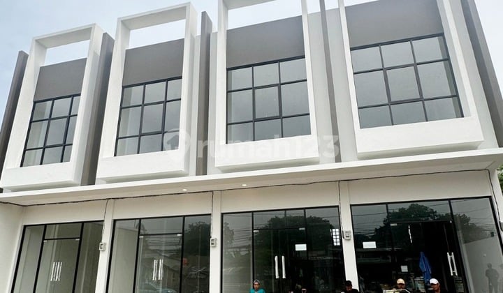 Ruko Pinggir Jalan Jati Bening