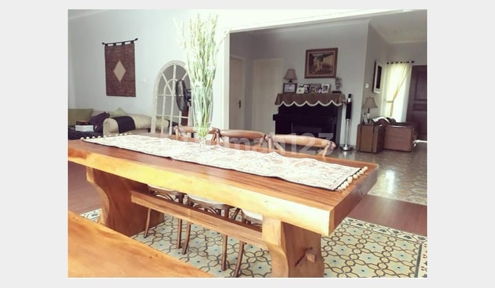 Spacious, Strategic, Comfortable House in MERR, Surabaya