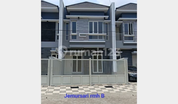 Rumah Gress Minimalis, Strategis, di Jemursasi Dekat Rungkut, Surabaya