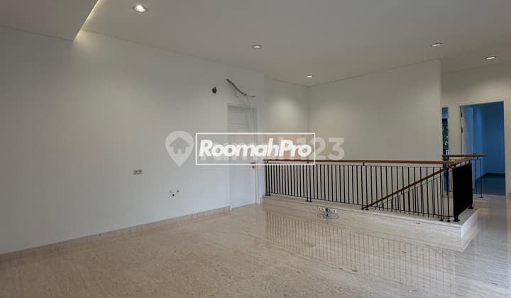 Turun Harga Rumah Baru di Cilandak Jakarta Selatan