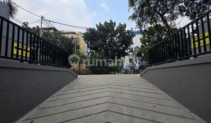 Gedung Baru Lokasi Strategis di Duren Sawit Jakarta Timur