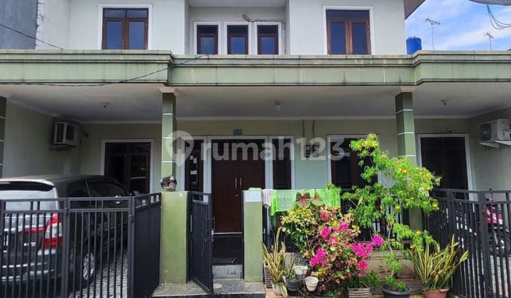 Rumah Bagus Tanah Luas Dalam Komplek Strategis Dekat Summarecon di Bekasi Kota