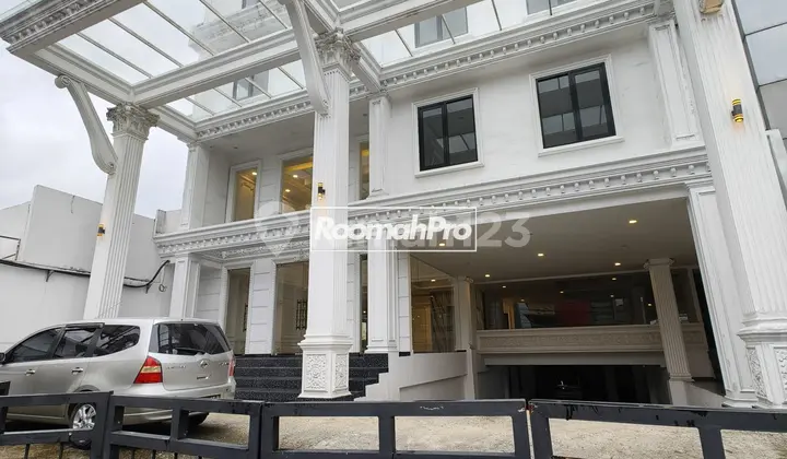 Gedung Baru Peruntukan Hotel di Jatiwaringin Jakarta Timur