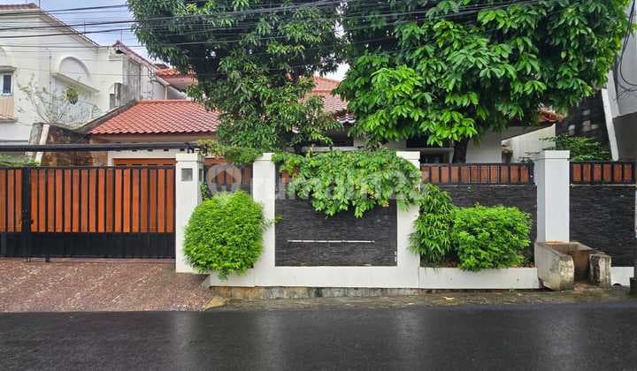 Rumah Siap Huni Dalam Komplek One Gate Area Tebet Jakarta Selatan