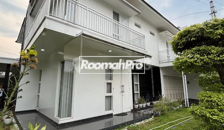 Rumah Hook Siap Huni Dalam Komplek Duren Sawit Jakarta Timur