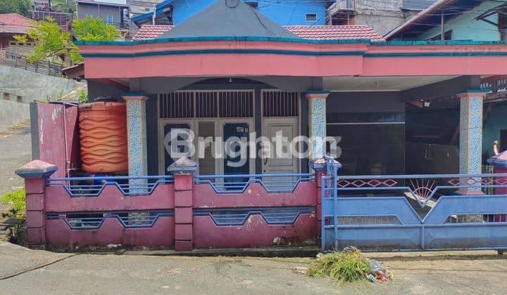 rumah di sewakan di pusat kota samarinda jalan Wolter Monginsidi