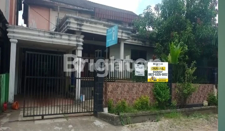 rumah dengan tanah luas dijual di perumahan Erlisa Pandan Harum Indah rumah dengan tanah luas dijual di perumahan Erlisa Pandan Harum Indah