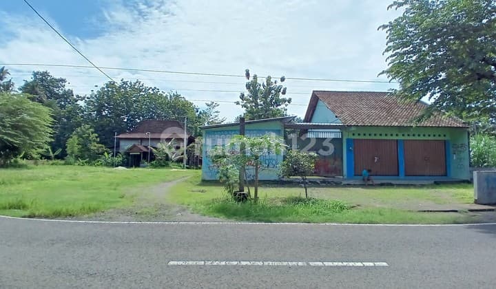 Multi-Functional Commercial Property – Ideal Land for Large-Scale Projects in Seyegan, Yogyakarta