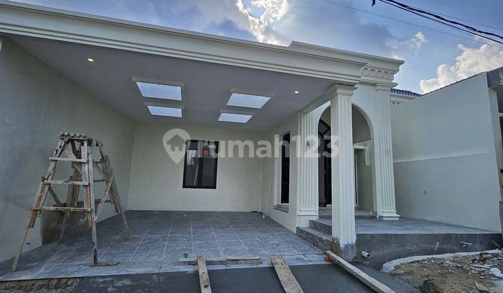 Luxury House in a Strategic Location and Flood-Free