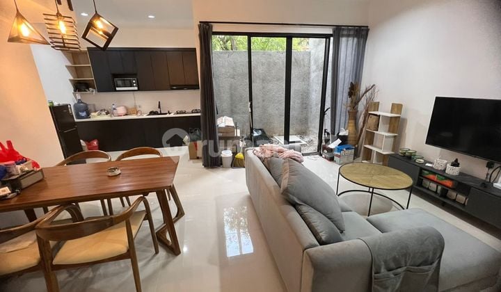 Rumah 3 Lantai Bagus Siap Huni Full Furnished di Pondok Cabe