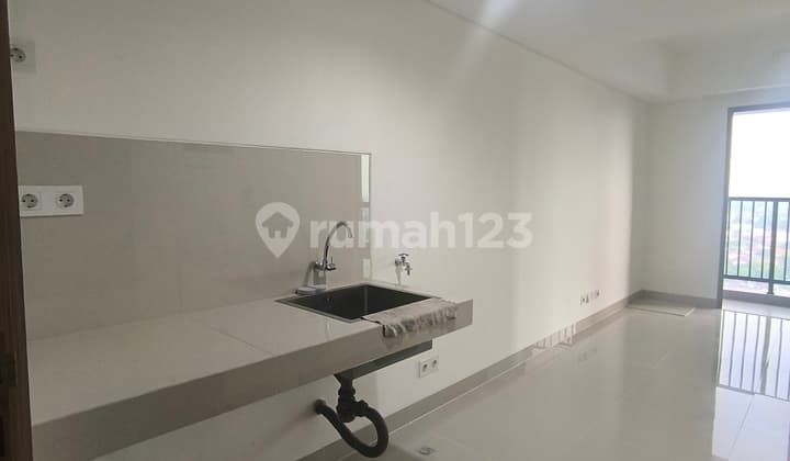 Apartment 2 BR Embarcadero Bintaro Nice Semi Furnished