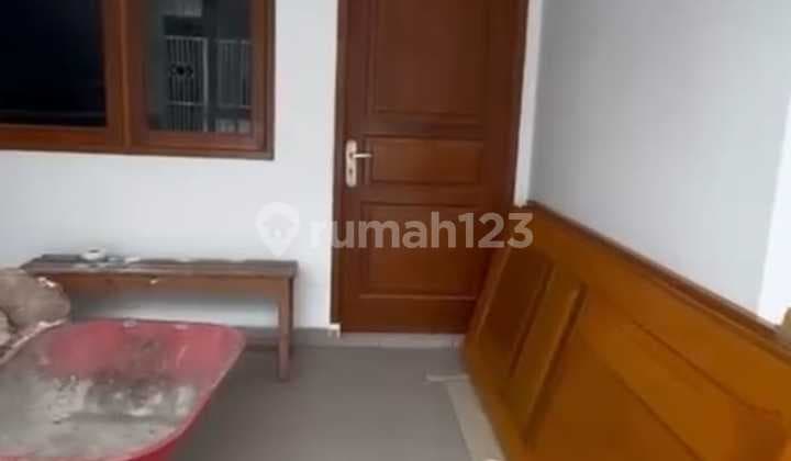 Disewakan Rumah di Dadap Belakang Villa Taman Bandara Tangerang