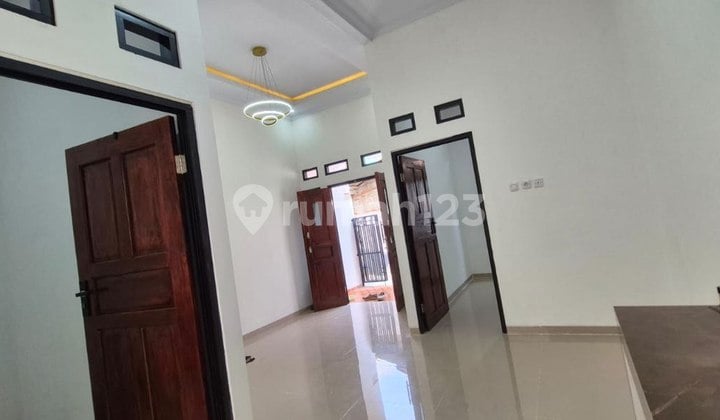 Rumah Murah Strategis SHM Bebas Banjir di Bintara Jaya