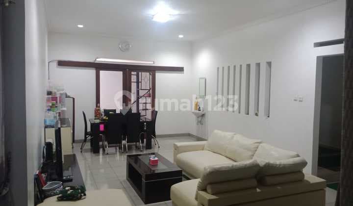 Dijual Rumah Nyaman Terawat Siap Huni Minimalis Lokasi di Sayap Setraduta Bandung