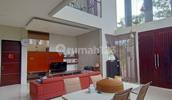 Dijual Rumah Nyaman Terawat Siap Huni Minimalis Lokasi di Istana Sudirman Regency Bandung