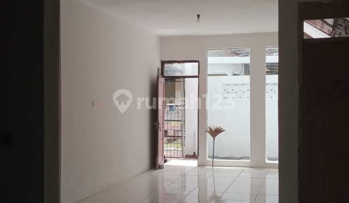 Dijual Rumah Nyaman Siap Huni Lokasi Strategis di Taman Cibaduyut Indah 1 Bandung