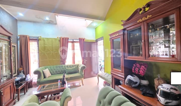 Dijual Rumah 2,5 Lantai Nyaman Siap Huni Lokasi di Bumi Panyawangan Cluster Rasamala