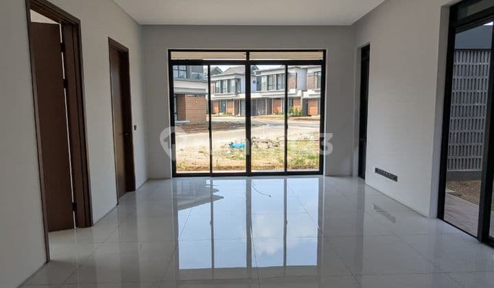 Dijual Rumah 2 Lantai Posisi Hook Siap Huni Lokasi di Kota Baru Parahyangan Bandung