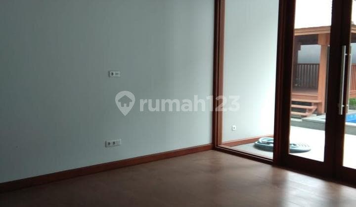 Dijual Rumah Mewah Nyaman Asri Siap Huni Lokasi di Sayap Ciumbuleuit Bandung