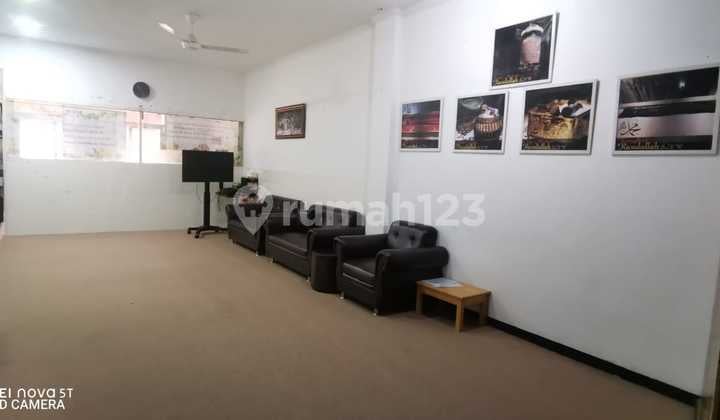 For Rent 2-Story Shop House Ready to Use Suitable for Business Location in Kota Baru Parahyangan Wangsaniaga Kulon Cluster Bandung