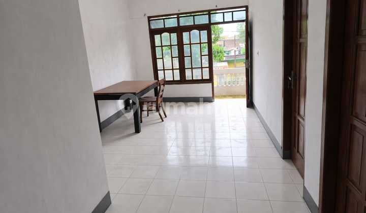 Dijual Rumah 2,5 Lantai Siap Huni Terawat Dekat Universitas Telkom Bandung