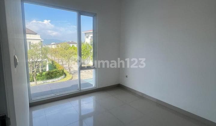 Dijual Rumah 2 Lantai Siap Huni Lokasi Strategis di Cherryfield Bandung