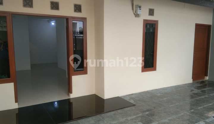 Dijual Rumah Bagus Nyaman Siap Huni Minimalis Lokasi di Taman Cibaduyut Indah Bandung