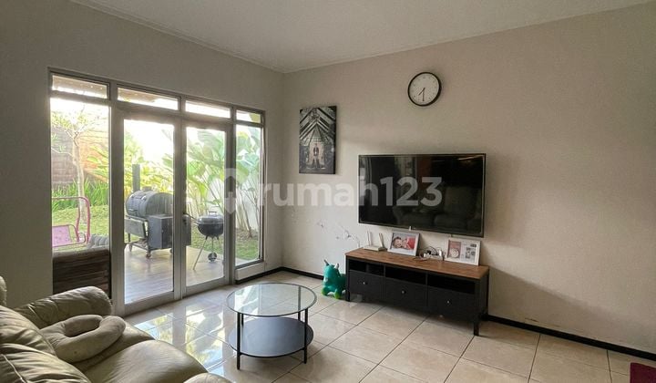 Dijual Rumah Full Furnished Nyaman Siap Huni Lokasi di Kota Baru Parahyangan Bandung