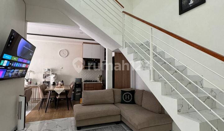 Dijual Hunian Nyaman dan Terawat Siap Huni Semi Furnish Lokasi Strategis di Cluster Cisantren Arcamanik, Bandung