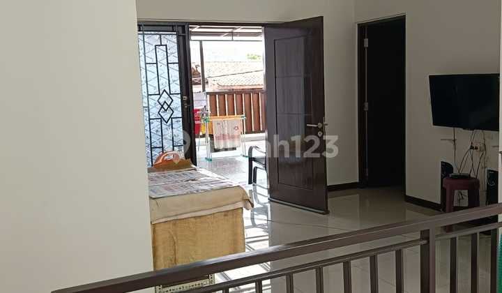 Dijual Rumah Bagus Bangunan Baru Siap Huni Minimalis Lokasi di Taman Kopo Indah 1 Bandung