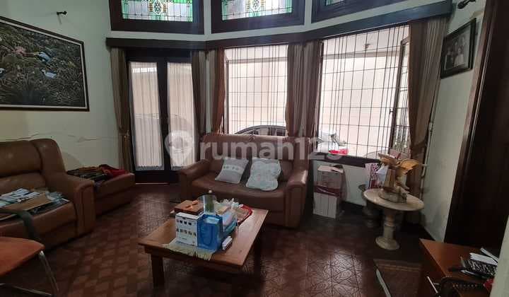 Dijual Rumah di Sayap Riau Jl. Trunojoyo Hunian Nyaman dan Terawat Lokasi Strategis dan Akses Mudah
