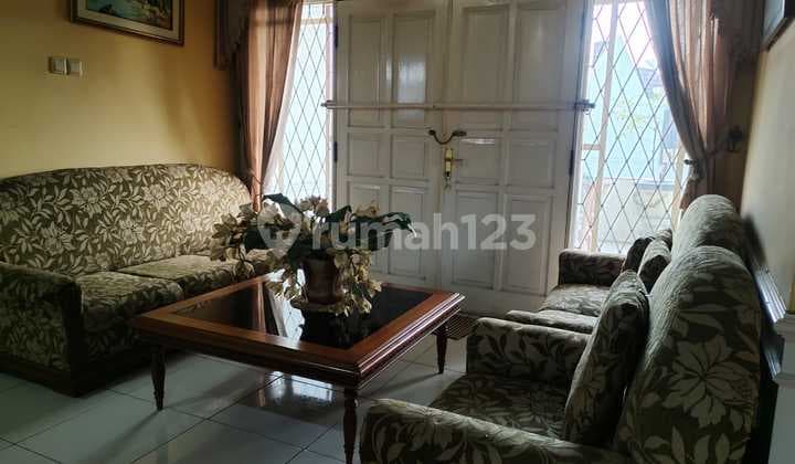 Dijual Rumah 2 Lantai Nyaman Siap Huni Modern Minimalis Lokasi di Cigadung Bandung