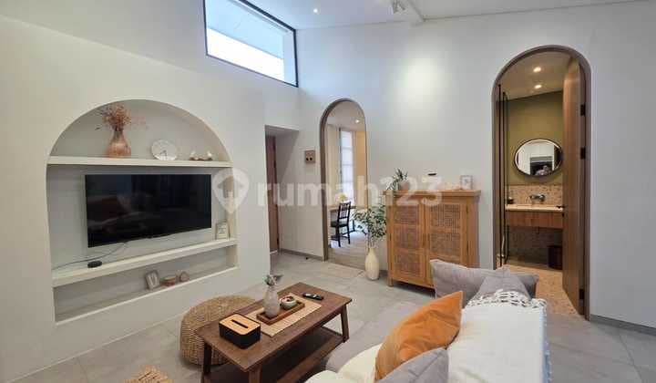 Disewa Rumah Nyaman Siap Huni Full Furnished Lokasi di Kota Baru Parahyangan Bandung