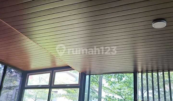 For Sale: Podomoro House Comfortable Living Semi Furnished Strategic Location and Easy Access